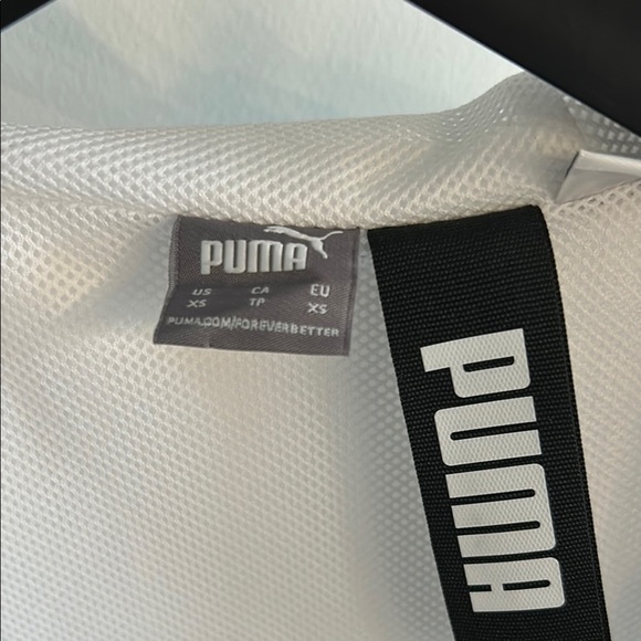 Puma White Utility Jacket Lightweight Sporty Design - Picture 6 of 8